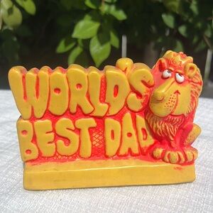 World's Best Dad LION No.1 Figurine Vintage 1976 Russ Berrie Co.